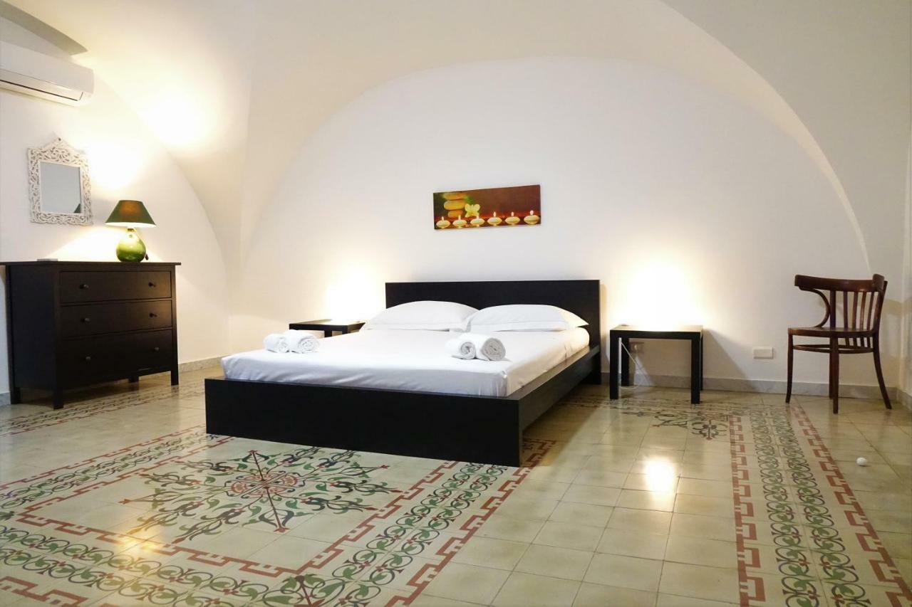 The House Apartment Catania